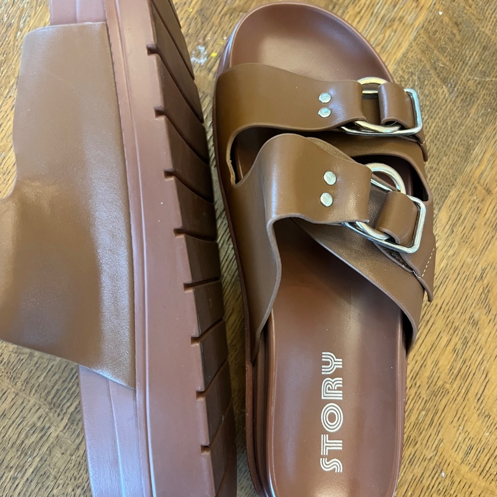 Shoes - Picture 2 of 3